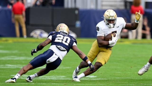 Hartman, No. 13 Notre Dame Overwhelm Navy In College Football Opener ...