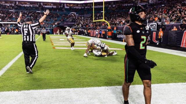 how-end-of-game-mistakes-delivered-despair-for-miami-and-a-sigh-of-relief-for-southern-cal