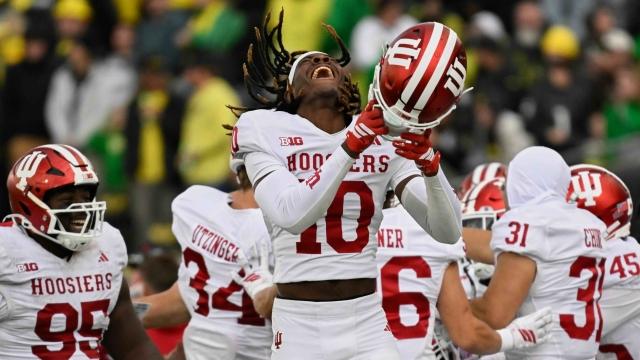 Indiana rises into the top 3 Oklahoma falls in new AP Top 25